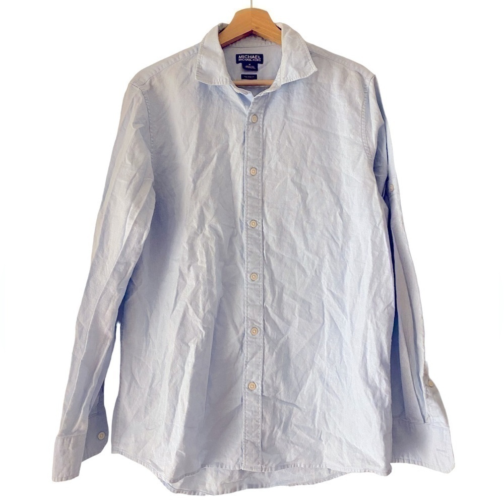 MICHAEL KORS TAILORED FIT LIGHT BLUE BUTTON DOWN SHIRT